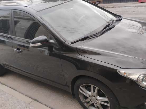 HYUNDAI-I30-2.0 MPFI GLS 16V GASOLINA 4P AUTOMÁTICO HYUNDAI-I30-2010