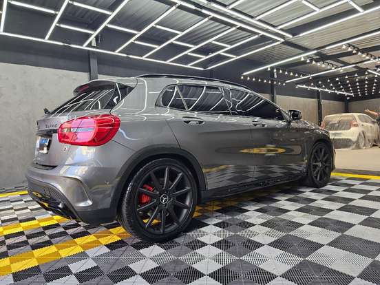 MERCEDES-BENZ-GLA 45 AMG-2.0 16V TURBO GASOLINA 4P AUTOMÁTICO MERCEDES-BENZ-GLA 45 AMG-2015