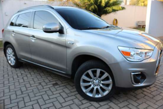 MITSUBISHI-ASX-2015