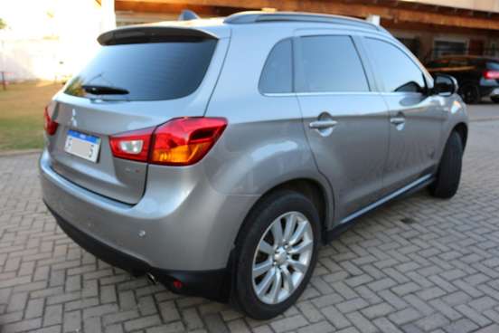 MITSUBISHI-ASX-2015