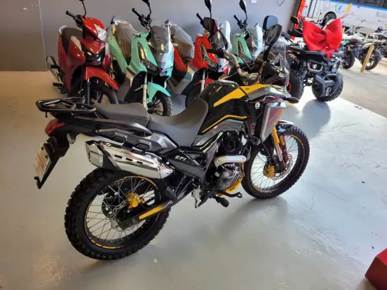 SHINERAY-SHI 250 SHINERAY-SHI 250-2025