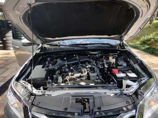 TOYOTA-HILUX SW4-2.7 SR 4X2 16V FLEX 4P AUTOMÁTICO TOYOTA-HILUX SW4-2018