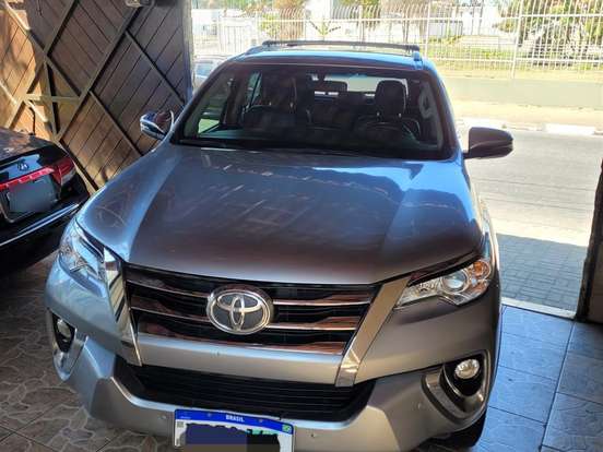 TOYOTA-HILUX SW4-2.7 SR 4X2 16V FLEX 4P AUTOMÁTICO TOYOTA-HILUX SW4-2018