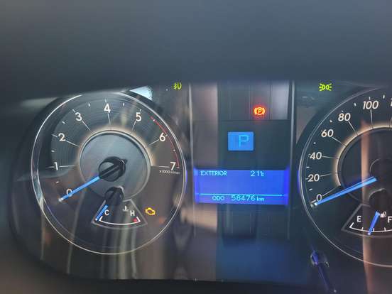TOYOTA-HILUX SW4-2.7 SR 4X2 16V FLEX 4P AUTOMÁTICO TOYOTA-HILUX SW4-2018