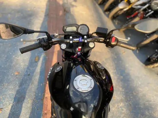 YAMAHA-XJ6 N YAMAHA-XJ6 N-2011