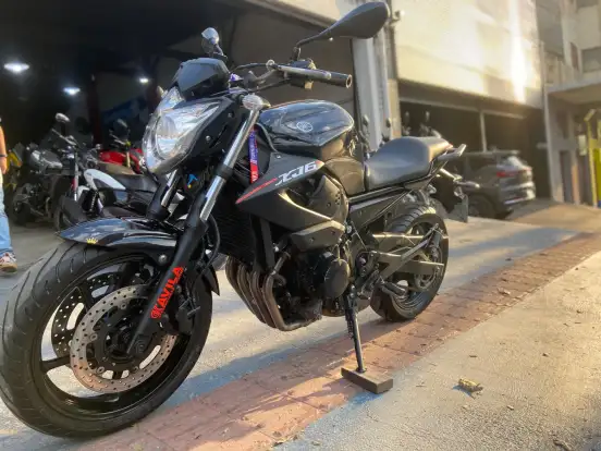 YAMAHA-XJ6 N YAMAHA-XJ6 N-2011
