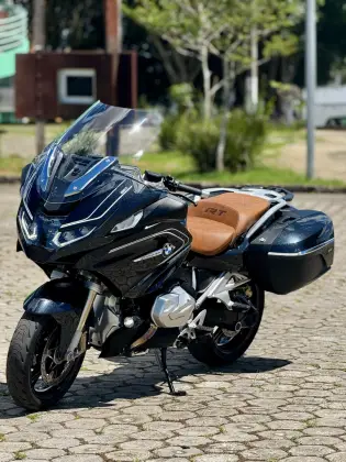 BMW R 1250 RT BMW R 1250 RT