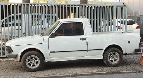 FIAT-147-1988