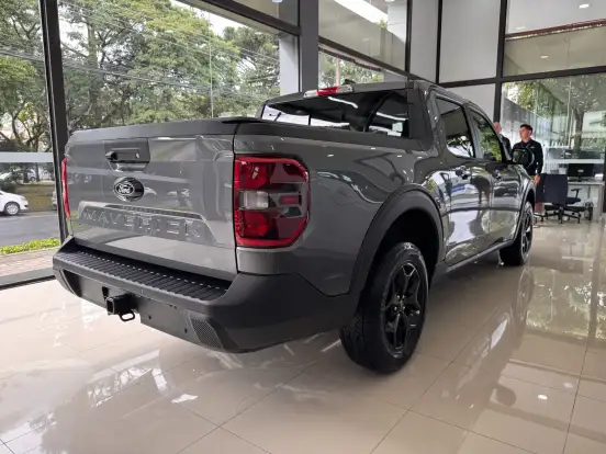 FORD-MAVERICK-2025