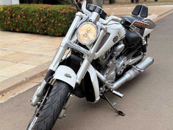 HARLEY-DAVIDSON-V-ROD MUSCLE HARLEY-DAVIDSON-V-ROD MUSCLE-2013