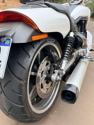 HARLEY-DAVIDSON-V-ROD MUSCLE-2013