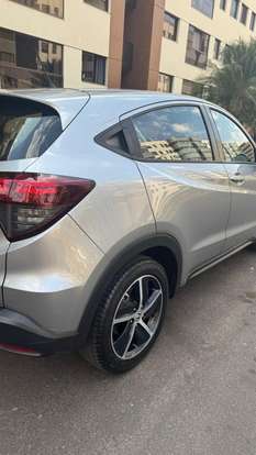 HONDA-HR-V-2019