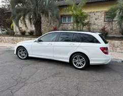 MERCEDES-BENZ C 180 1.8 CGI TOURING 16V TURBO GASOLINA 4P AUTOMÁTICO MERCEDES-BENZ C 180 1.8 CGI TOURING 16V TURBO GASOLINA 4P AUTOMÁTICO