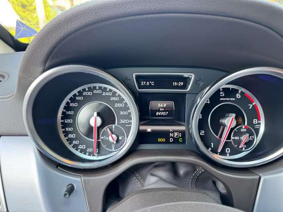 MERCEDES-BENZ-ML 63 AMG-5.5 V8 32V BITURBO GASOLINA 4P AUTOMÁTICO MERCEDES-BENZ-ML 63 AMG-2013