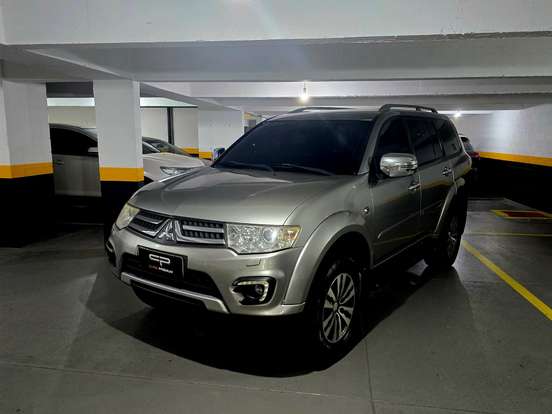 MITSUBISHI-PAJERO-3.2 HPE 4X4 7 LUGARES 16V TURBO INTERCOOLER DIESEL 4P AUTOMÁTICO MITSUBISHI-PAJERO-2016