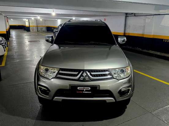 MITSUBISHI-PAJERO-3.2 HPE 4X4 7 LUGARES 16V TURBO INTERCOOLER DIESEL 4P AUTOMÁTICO MITSUBISHI-PAJERO-2016