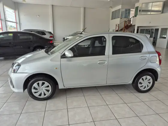 TOYOTA ETIOS 1.3 X 16V FLEX 4P MANUAL