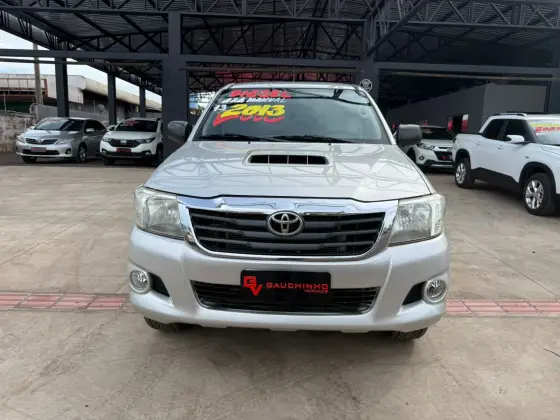 TOYOTA HILUX 3.0 SR 4X4 CD 16V TURBO INTERCOOLER DIESEL 4P MANUAL TOYOTA HILUX 3.0 SR 4X4 CD 16V TURBO INTERCOOLER DIESEL 4P MANUAL