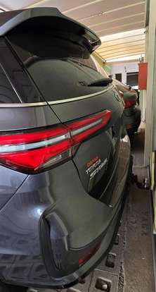 TOYOTA-HILUX SW4-2024