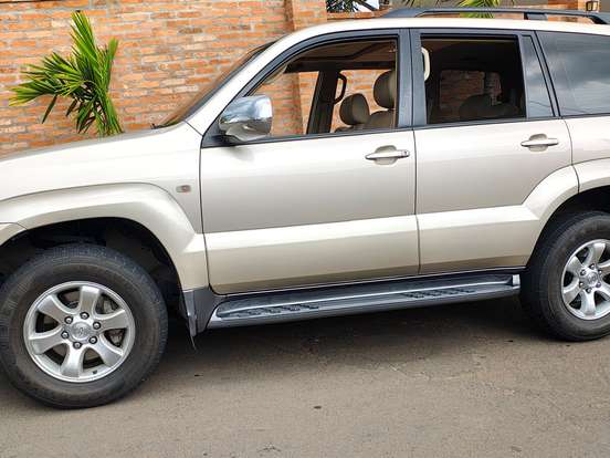 TOYOTA-LAND CRUISER PRADO-3.0 4X4 TURBO INTERCOOLER DIESEL 4P AUTOMÁTICO TOYOTA-LAND CRUISER PRADO-2006