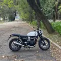 TRIUMPH STREET TWIN TRIUMPH STREET TWIN
