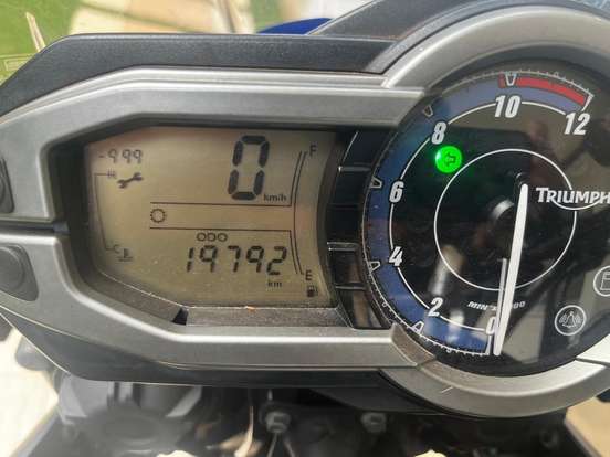 TRIUMPH-TIGER 800 ABS TRIUMPH-TIGER 800 ABS-2014