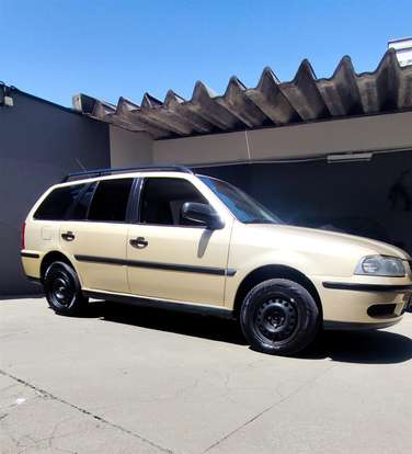 VOLKSWAGEN-PARATI-1.6 MI 8V GASOLINA 4P MANUAL G.III VOLKSWAGEN-PARATI-1999