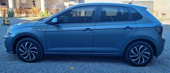 VOLKSWAGEN-POLO-2024