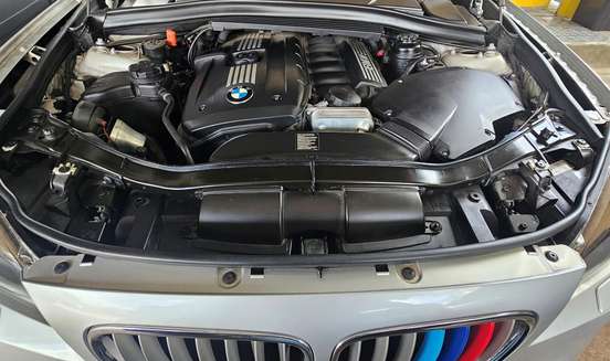 BMW-X1-2011