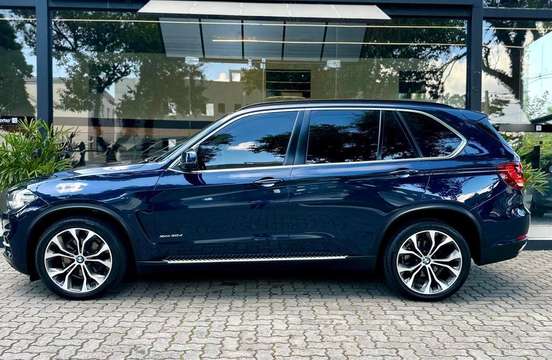 BMW-X5-2017