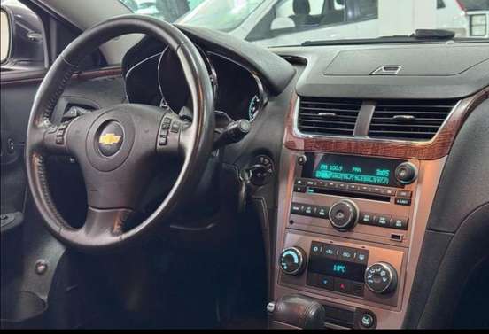 CHEVROLET-MALIBU-2010