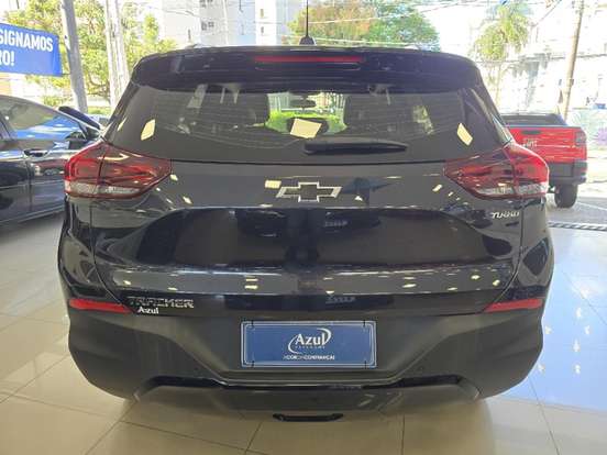 CHEVROLET-TRACKER-2023