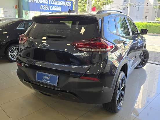CHEVROLET-TRACKER-2023