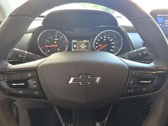 CHEVROLET-TRACKER-2023
