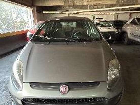 FIAT-PUNTO-1.8 BLACKMOTION 16V FLEX 4P AUTOMATIZADO FIAT-PUNTO-2014