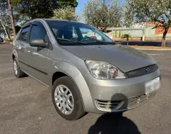 FORD FIESTA 1.6 MPI SEDAN 8V FLEX 4P MANUAL FORD FIESTA 1.6 MPI SEDAN 8V FLEX 4P MANUAL