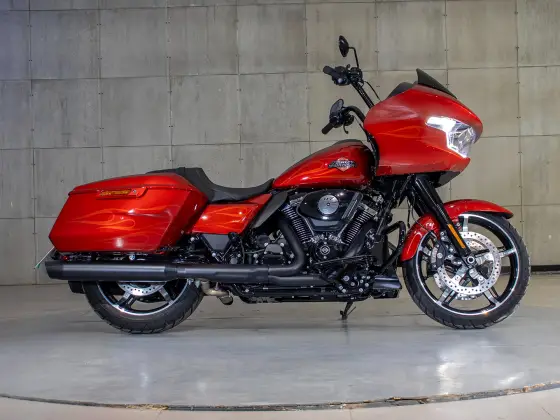 HARLEY-DAVIDSON ROAD GLIDE 