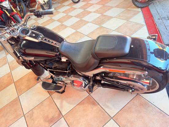 HARLEY-DAVIDSON-SOFTAIL FAT BOY 114-2024