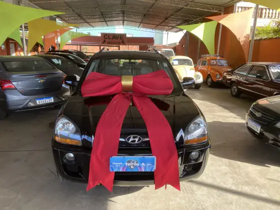 HYUNDAI TUCSON 2.0 MPFI GL 16V 142CV 2WD GASOLINA 4P AUTOMÁTICO