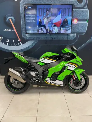 椰子　10点 dee1744a-da89-4a27-bfa0-