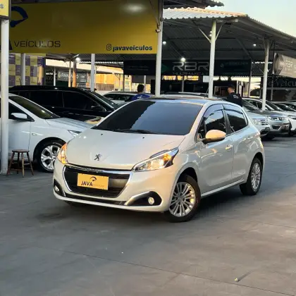 PEUGEOT 208 1.6 ALLURE 16V FLEX 4P AUTOMÁTICO PEUGEOT 208 1.6 ALLURE 16V FLEX 4P AUTOMÁTICO
