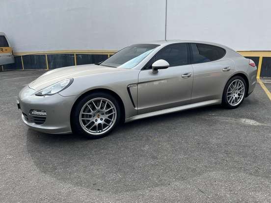 PORSCHE-PANAMERA-3.6 V6 24V GASOLINA 4P AUTOMÁTICO PORSCHE-PANAMERA-2011