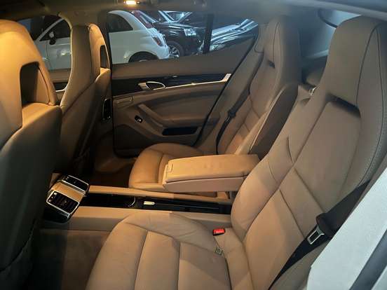 PORSCHE-PANAMERA-3.6 V6 24V GASOLINA 4P AUTOMÁTICO PORSCHE-PANAMERA-2011