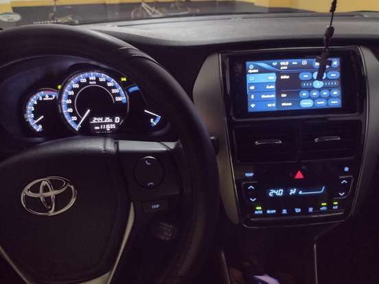 TOYOTA-YARIS-1.3 16V FLEX XL PLUS TECH MULTIDRIVE TOYOTA-YARIS-2019