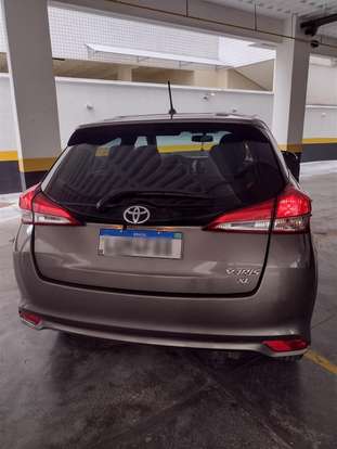 TOYOTA-YARIS-2019