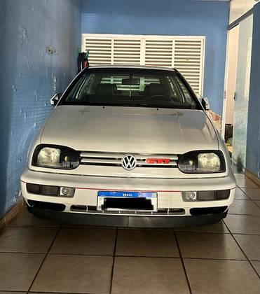 VOLKSWAGEN GOLF 2.0 MI GTI 8V GASOLINA 2P MANUAL