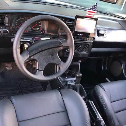 VOLKSWAGEN-GOLF-1995