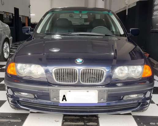BMW-320i-2.2 24V GASOLINA 4P AUTOMÁTICO BMW-320i-2001