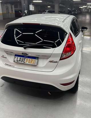 FORD-FIESTA-2014