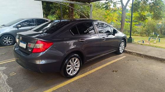 HONDA CIVIC 1.8 LXS 16V FLEX 4P AUTOMÁTICO